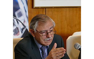Sr. D. José Antonio López–Santacruz